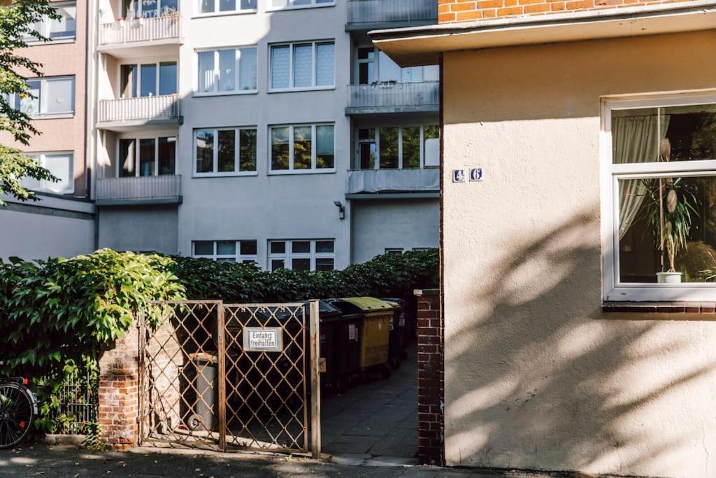 Komplett Neu: 2-Zi Zentral Im Altbau. 24H-Checkin Kiel Dış mekan fotoğraf